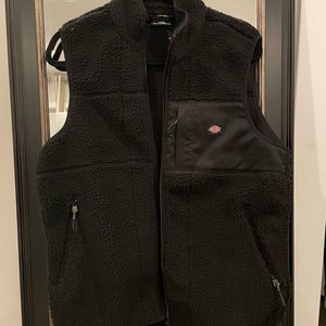 Dickies Sherpa vest